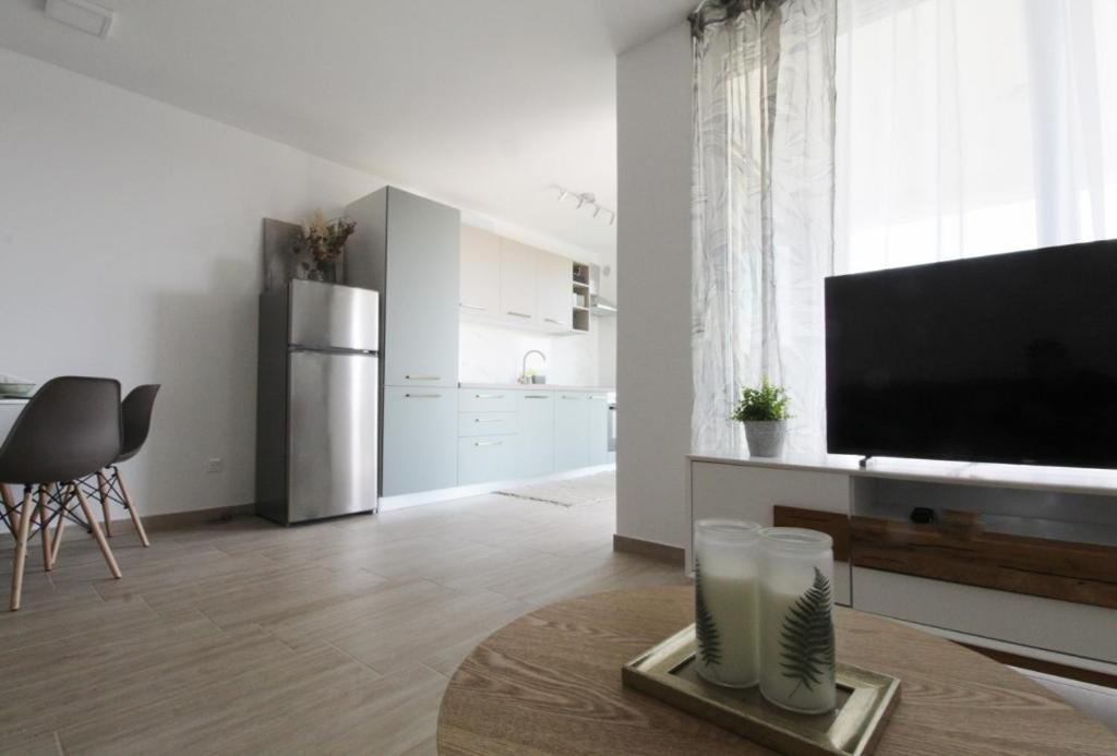 Apartments La Mar Zambratija Экстерьер фото
